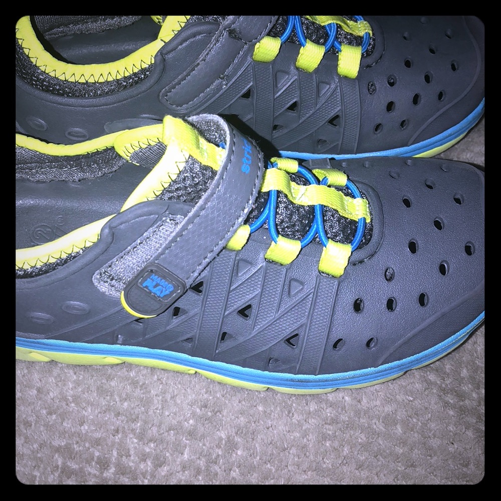 Made to play (washable) shoes